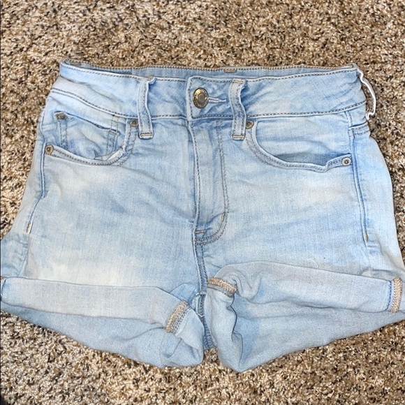 Light Wash American Eagle Shorts - Picture 1 of 2